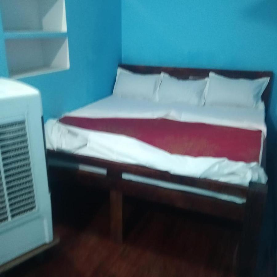 Sankardev Guest House D24 35 バラナシ エクステリア 写真