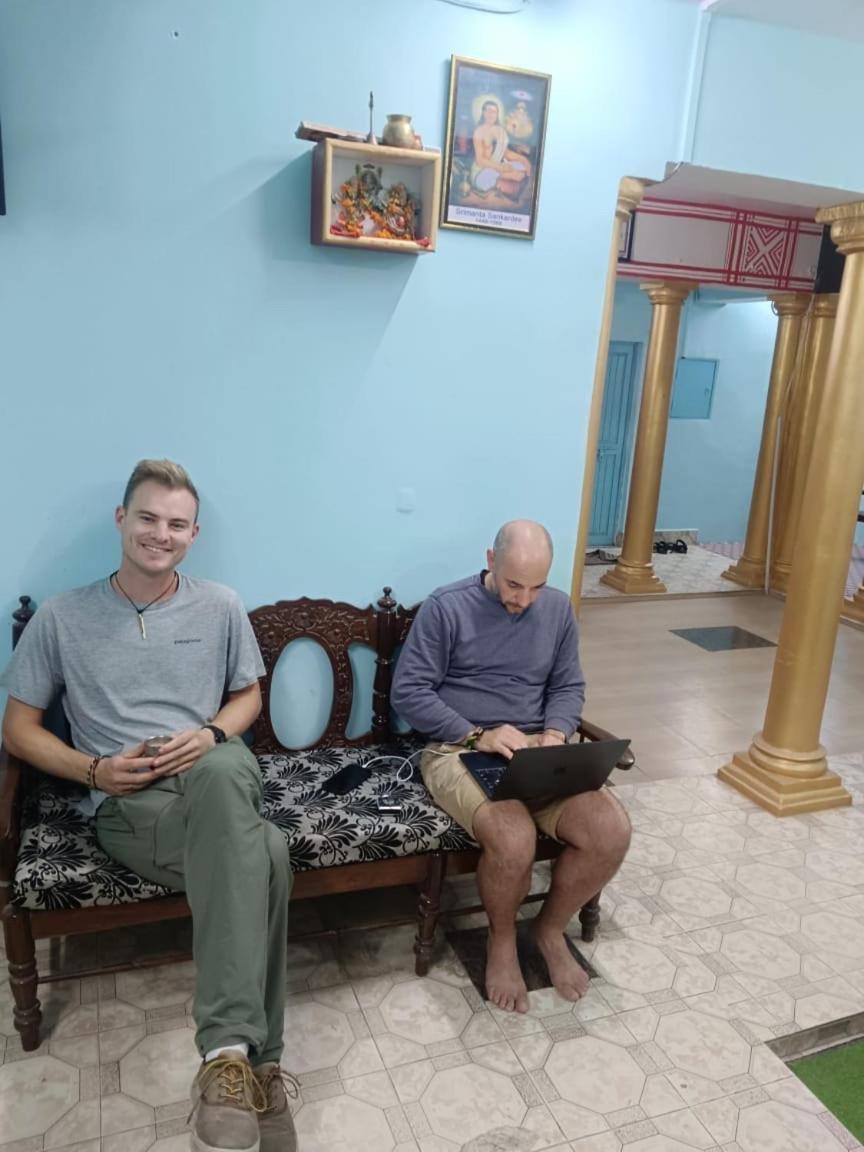 Sankardev Guest House D24 35 バラナシ エクステリア 写真